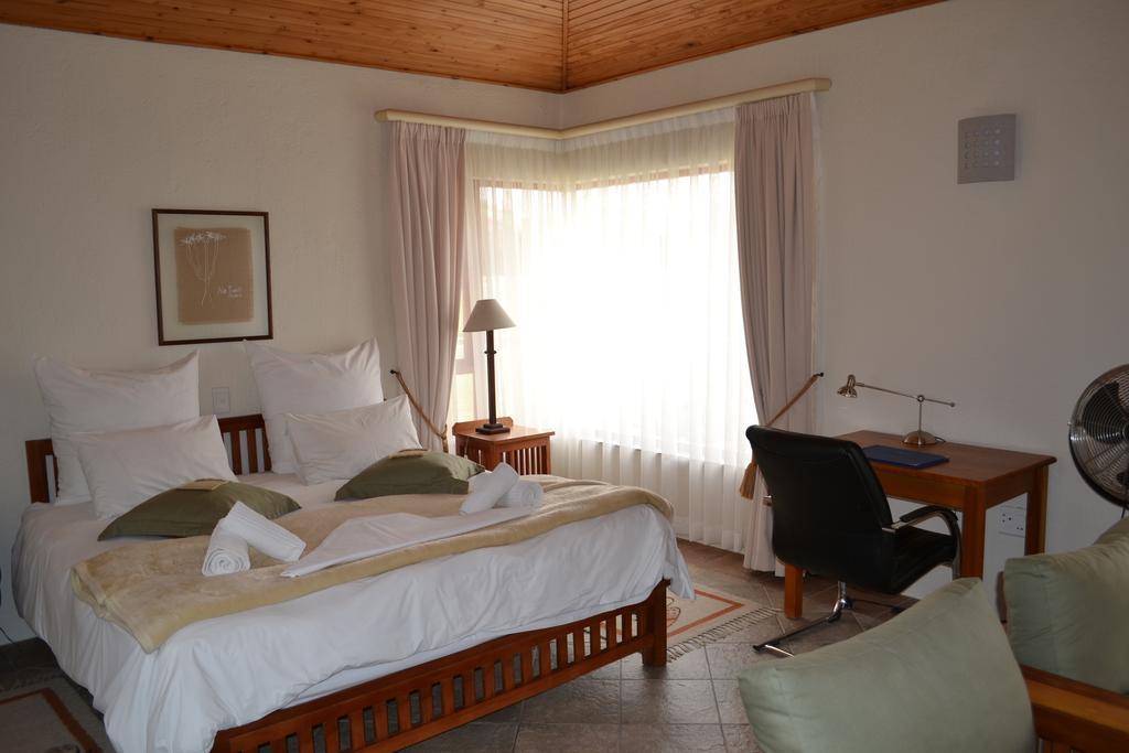 Roessmund Lodge Swakopmund Buitenkant foto