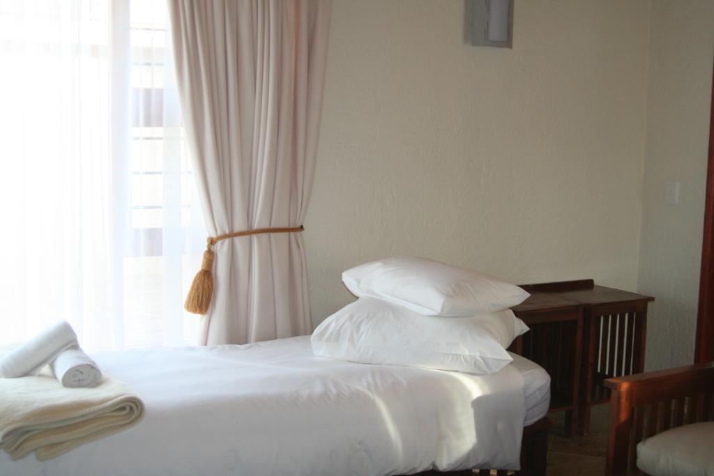Roessmund Lodge Swakopmund Buitenkant foto